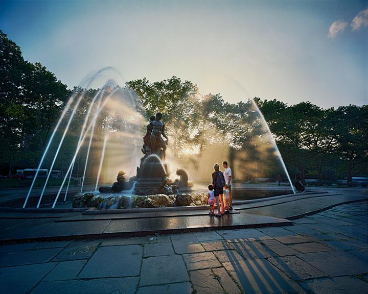 Jerry Spagnoli - Family and Fountain, Paris Jerry Spagnoli - Family and Fountain, Paris