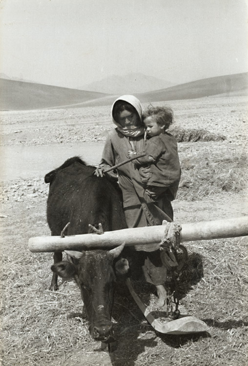 Henri Cartier-Bresson - Georgian Village of Akore, Iran Henri Cartier-Bresson - Georgian Village of Akore, Iran