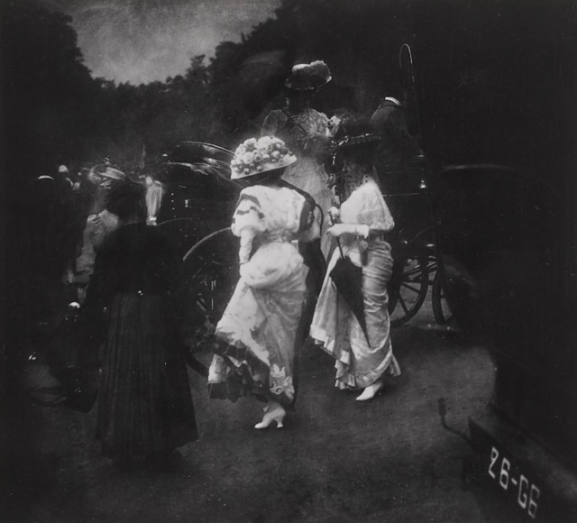 Edward Steichen - Steeplechase Day, Paris, after the Races