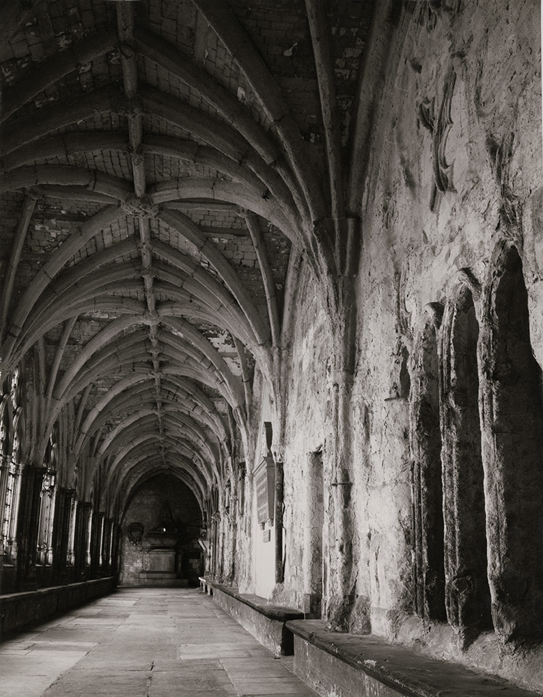 Evelyn Hofer - Cloisters, Westminster Abbey