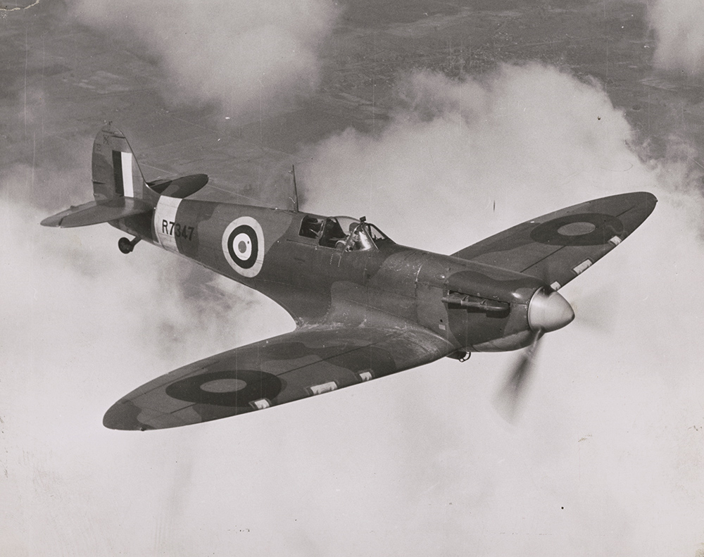 British Information Services - Spitfire British Information Services - Spitfire