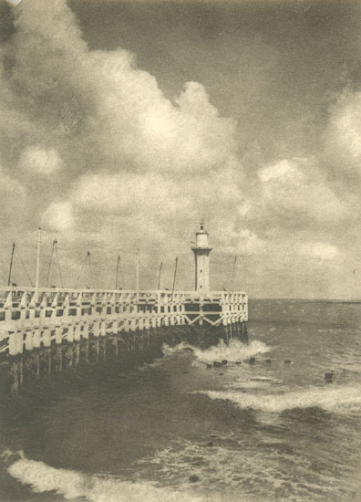 Alfred Fauvarque-Omez - Lighthouse and Wharfs