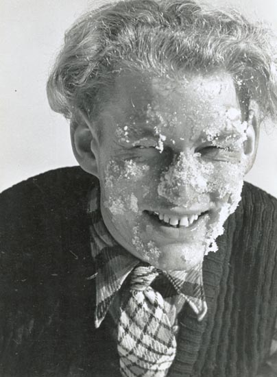 Dr. Paul Wolff - Face in Snow