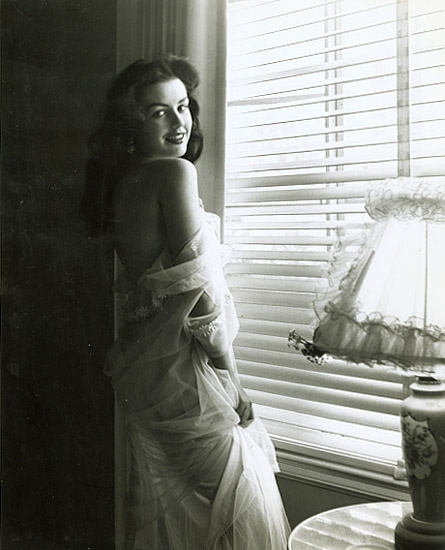 Andre De Dienes - Josu Kerr