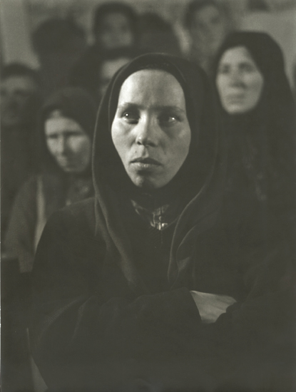 Marian Reismann - Young Woman in a Black Veil